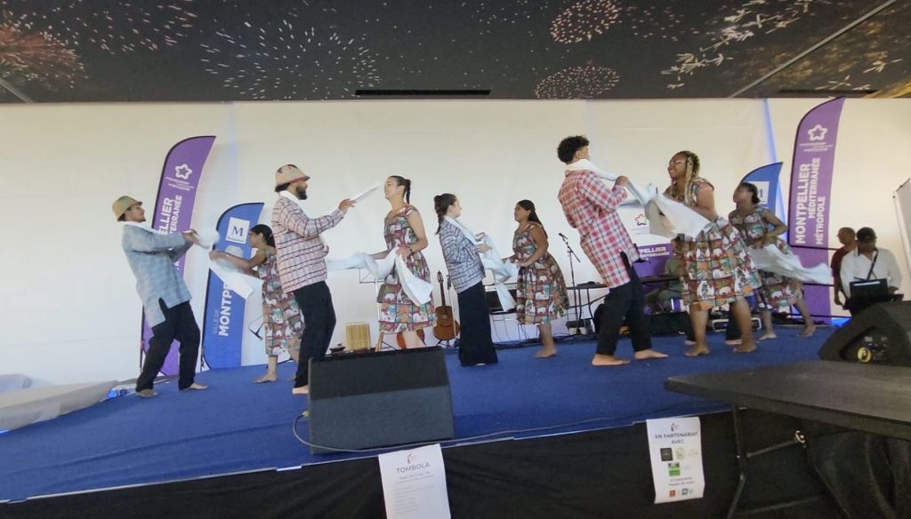 775b23d8-f2aa-4dc6-adbd-cf70119663ab