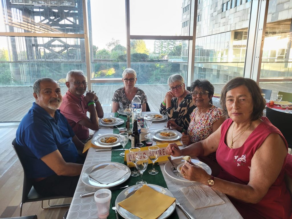 77b726dc-5a99-493b-9f61-913a9308f426