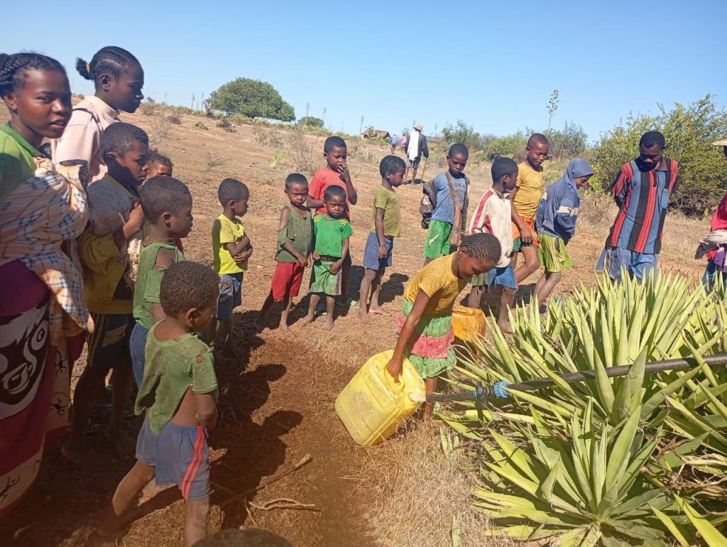 PHOTO-2025-12-12-08-53-49[2]