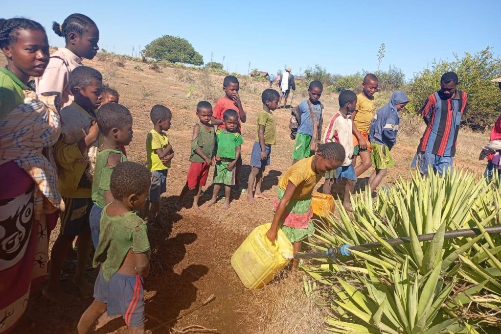 PHOTO-2025-12-12-08-53-49[2]