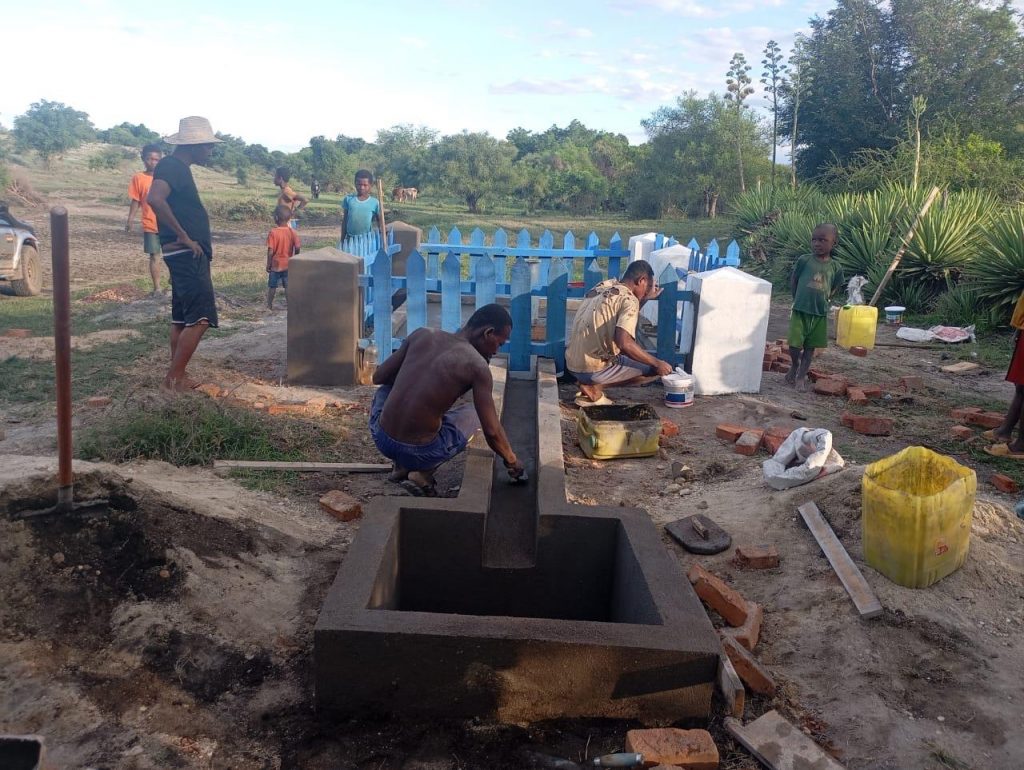 PHOTO-2025-12-22-16-10-48[3]