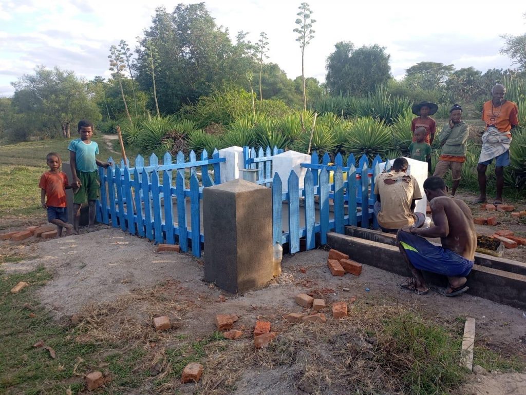 PHOTO-2025-12-22-16-10-48[4]